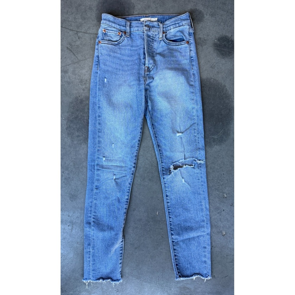 Womens Sz 26 Levi's Blue Jeans Denim Pants‎ Raw Hem Distressed - Minor Flaw